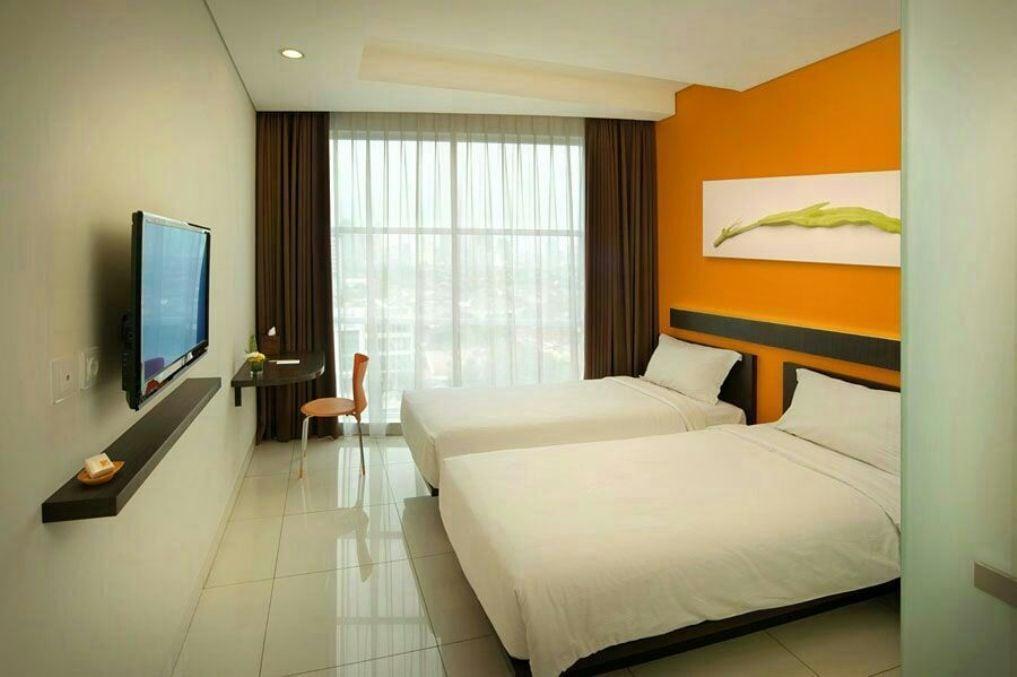 V Hotel Tebet Jacarta Exterior foto